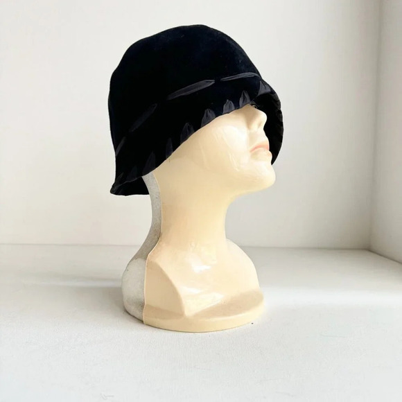 Louise  Green Black Felt Cloché Retro Style Hat - Picture 8 of 11